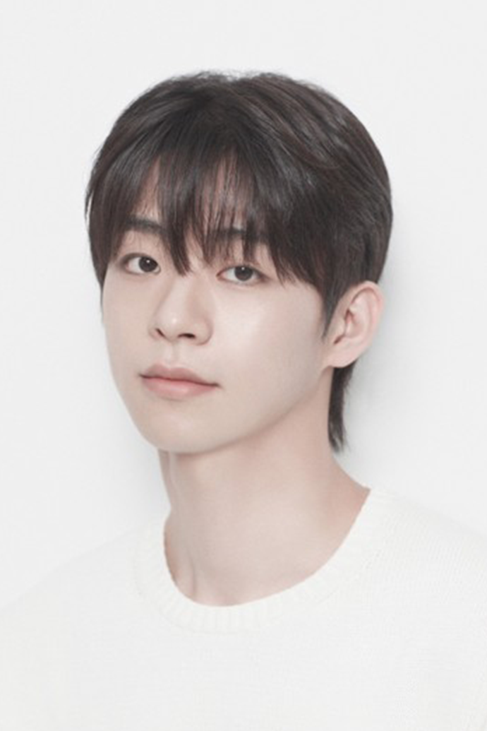 천유석
